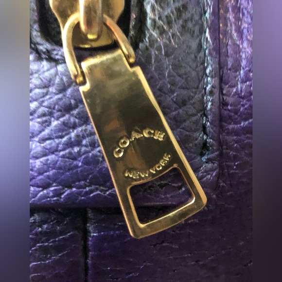 STUNNING Coach Madison Metallic Purple Mult Color Pebbled Leather Shoulder Bag - Picture 5 of 14